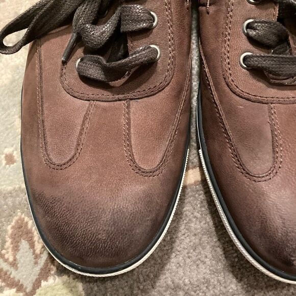 Kenneth Cole Brown Sneakers - Picture 2 of 13